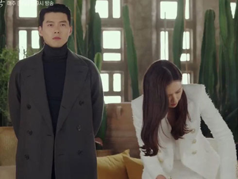 Crash Landing On You với rổ quote ngọt ngào điên dại: Sở thích của em là gì? Là anh Ri Jung Hyuk!-15