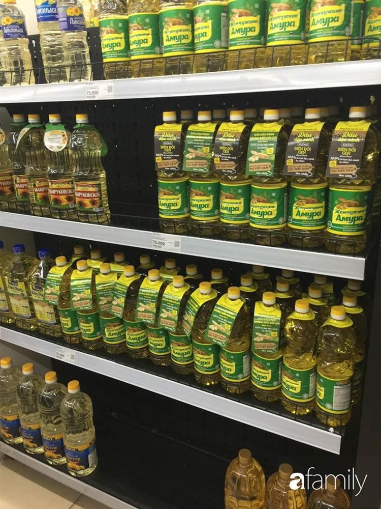 Siêu thị ở Hà Nội đắt hàng sau Tết, các sản phẩm đồ khô và mì gói được mua nhiều nhất nhưng nhìn chung giá bán không tăng-16