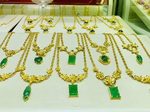 Giá vàng hôm nay 5/2, Trung Quốc mạnh tay, vàng tiếp tục lao dốc-2