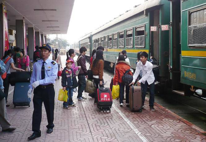 Có gì trong phòng cách ly khách nghi nhiễm corona tại ga Hà Nội?-7