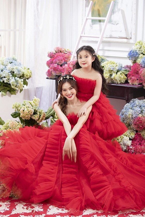 Đỉnh cao như Ninh Dương Lan Ngọc, lên đồ ngọt lịm vẫn gây đốn tim” vạn ánh nhìn-7