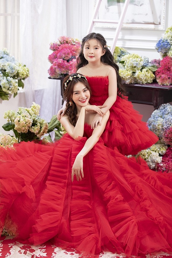 Đỉnh cao như Ninh Dương Lan Ngọc, lên đồ ngọt lịm vẫn gây đốn tim” vạn ánh nhìn-8