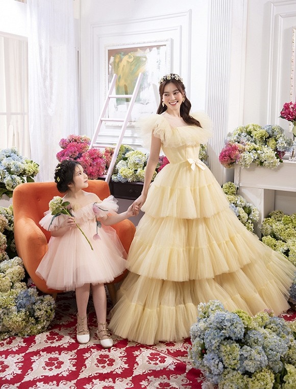 Đỉnh cao như Ninh Dương Lan Ngọc, lên đồ ngọt lịm vẫn gây đốn tim” vạn ánh nhìn-9