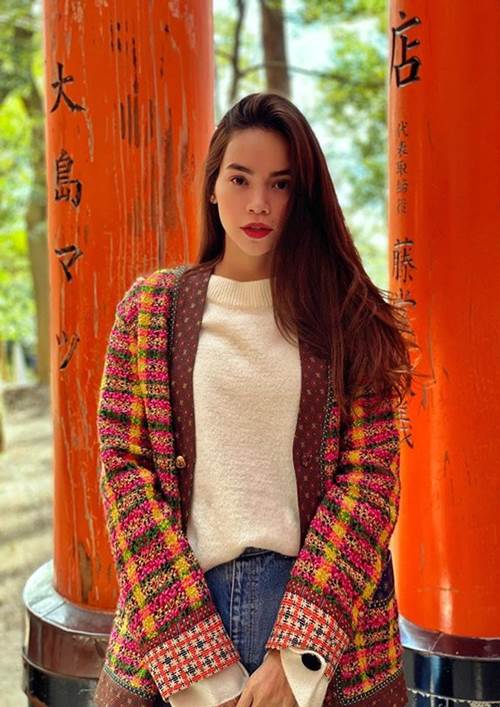 Hồ Ngọc Hà mặc đồ thùng thình như đàn ông vẫn khiến fan ngả mũ thán phục-3