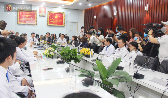 2 cha con Trung Quốc nhiễm virus Corona: Người cha vẫn còn dương tính nhưng sức khỏe phục hồi tốt-8