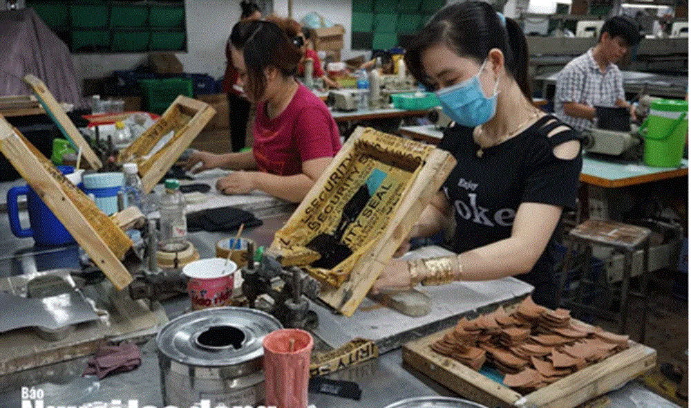 Mức đóng BHXH thay đổi ra sao khi lương tối thiểu vùng điều chỉnh-2