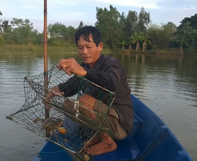 Cua biển ngon nhất Cà Mau rớt một nửa giá vì dịch corona-1