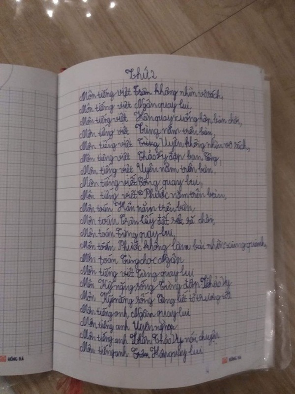 Phì cười trước pha xử lý của tổ trưởng mẫu mực lớp 2: Cả tiết cẩn thận ghi chép lỗi của bạn, cuối kỳ chỉ đạt học sinh khá-1