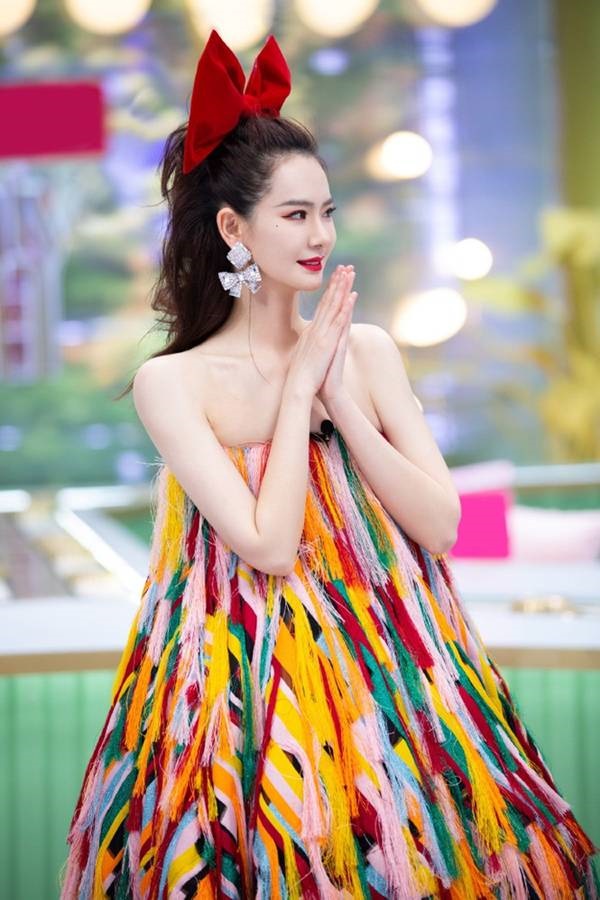 Mê mẩn sắc vóc như kẹo ngọt của sao ‘Mỹ nhân tâm kế’ tuổi U40-3