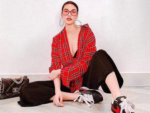 Ngắm gu thời trang của Lan Khuê: Gái một con sành điệu, gợi cảm-13