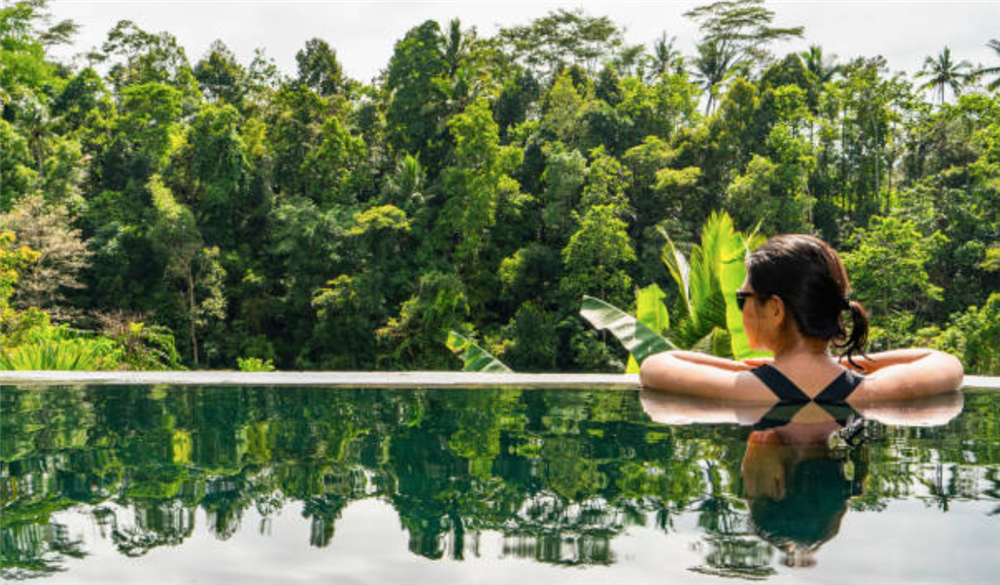 Mẹ chồng nổi đóa khi con dâu đưa mẹ đẻ đi du xuân-1