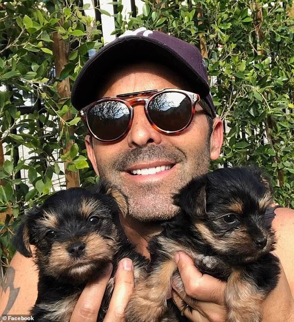 Tỷ phú Amazon bị anh vợ tương lai” khởi kiện liên quan đến bê bối ngoại tình và phản ứng bất ngờ của người trong cuộc-1