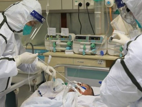 Ca thứ 10 mắc virus corona đã hết sốt