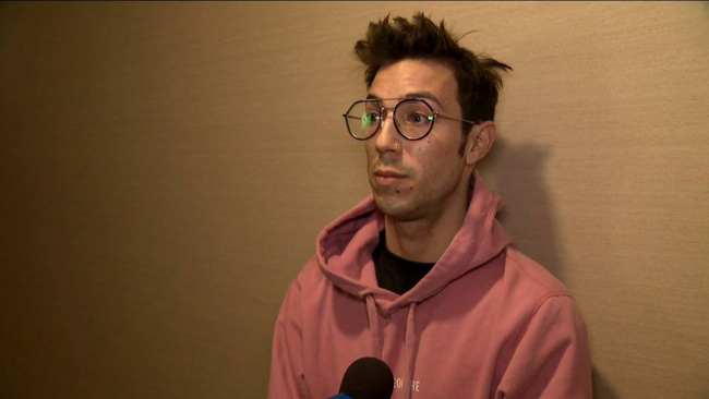 Thế giới sục sôi vì virus corona, nam thanh niên còn đem dịch bệnh ra làm trò đùa khiến cả máy bay bấn loạn và buộc phải quay đầu-2