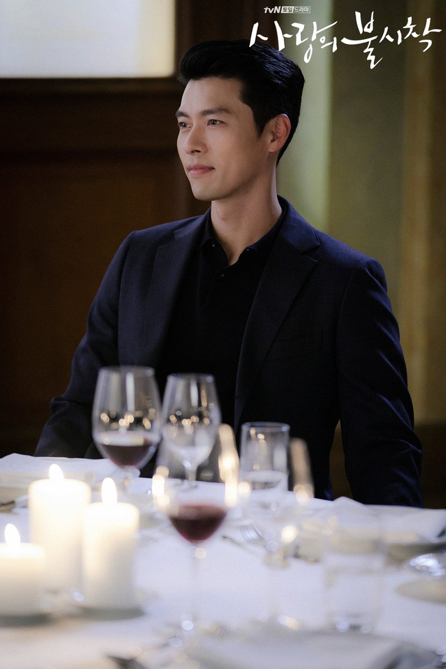 Muốn lịm đi mỗi lần Hyun Bin diện vest cực bảnh trong Hạ Cánh Nơi Anh, lỡ mai này rời xa thì Son Ye Jin biết sống sao?-8