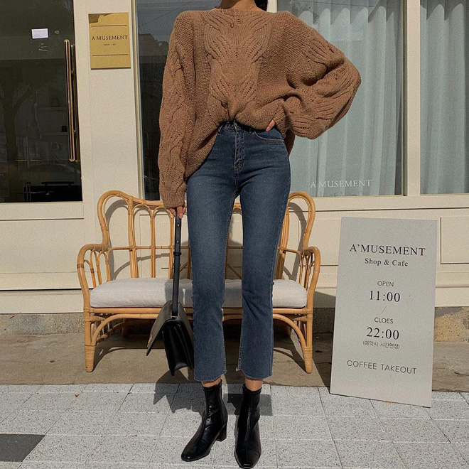 Để 2020 mặc đẹp bá cháy” hơn năm cũ, nàng nào cũng nên tậu gấp 5 kiểu quần jeans sau-18