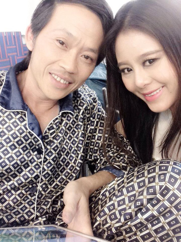 Diện crop top đi thăm nhà thờ Tổ của Hoài Linh, Nam Thư bị dân mạng đồng loạt nhắc nhở-5