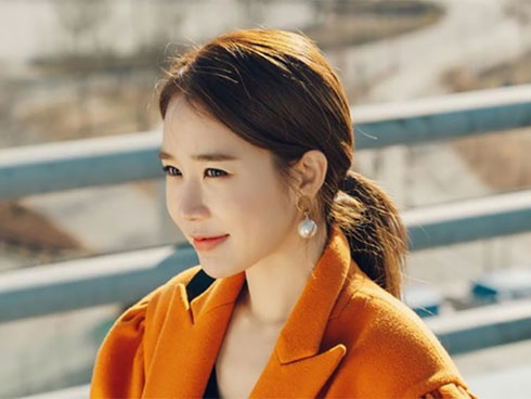 Giận vợ cả tuần vì dám chê mẹ keo kiệt, tôi bật khóc và lớn tiếng trách bà khi chứng kiến nồi cá kho trong mâm cơm tối-2