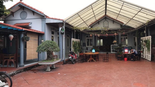 Các nhà hàng thua lỗ nặng do tác động của Nghị định 100 và dịch cúm corona-4