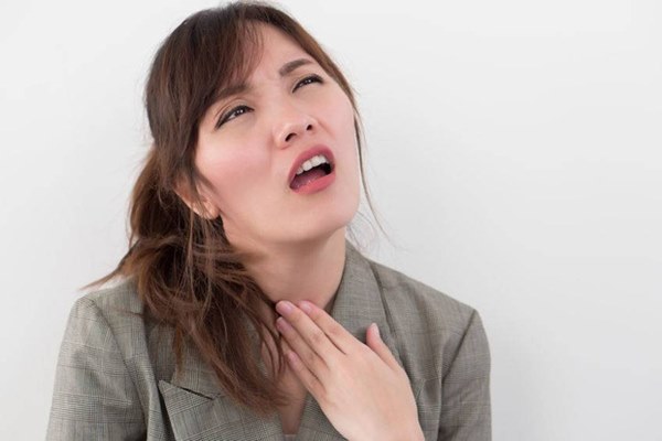 Bạn nên cẩn thận vì nguy cơ mắc ung thư vòm họng nếu gặp phải 1 trong 5 hiện tượng lạ sau đây-2