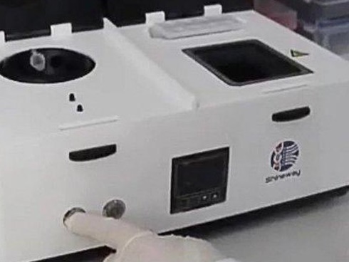 Hà Nội phát hiện, cách ly thêm 4 trường hợp nghi nhiễm virus Corona ở các quận-2