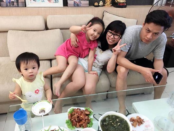 Thời virus Corona chồng con đều ở nhà, vợ Hồng Đăng được dịp tẩm bổ hoành tráng thế này!-8