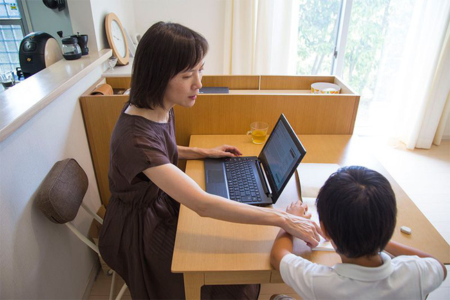 Than không đủ tiền nuôi con vì vật giá leo thang, lương mãi 10 triệu/tháng, mẹ bỉm công sở bị quở trách chỉ vì chi tiết này-1