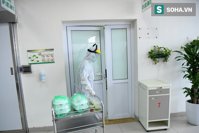 Người ngoài hành tinh lo cơm ăn, nước uống cho bệnh nhân nhiễm virus Corona như thế nào?-8