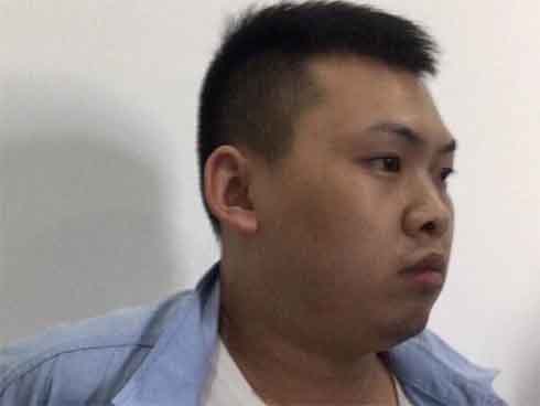 Ninh Bình: Người dân bàng hoàng phát hiện thi thể nam giới sau khi ngửi thấy mùi lạ-2