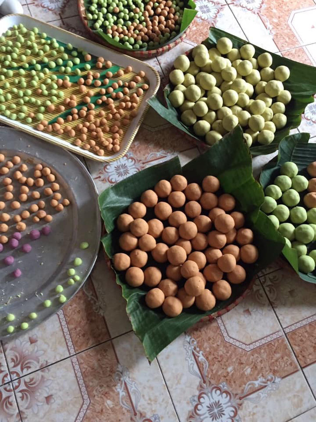 Bánh trôi ngũ sắc giá 60 nghìn/set cháy hàng ngày cận Rằm tháng Giêng, chủ hàng nhận order của khách đến nóng cả máy điện thoại-7