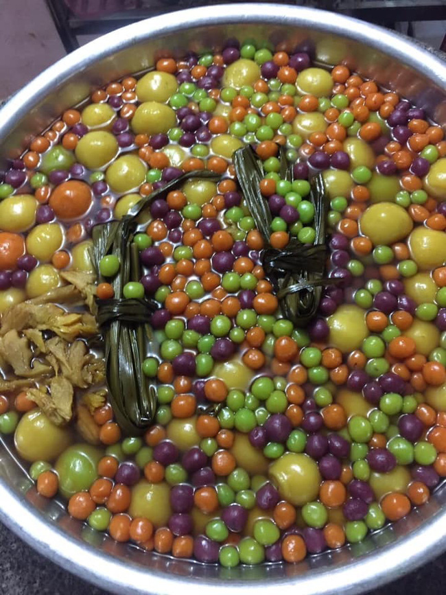 Bánh trôi ngũ sắc giá 60 nghìn/set cháy hàng ngày cận Rằm tháng Giêng, chủ hàng nhận order của khách đến nóng cả máy điện thoại-8