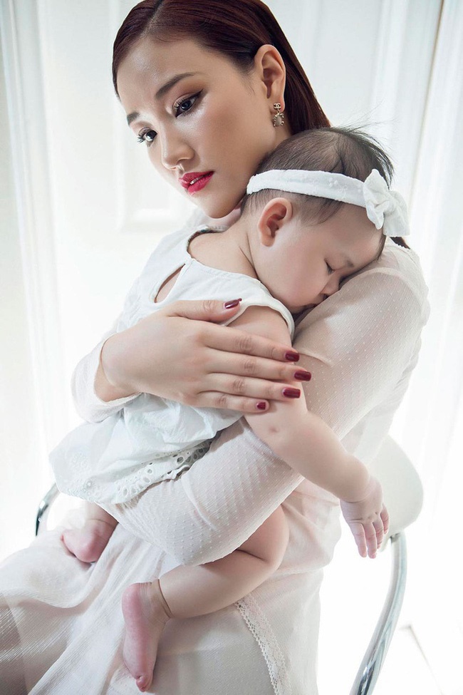 Trào lưu ra nước ngoài sinh con của sao nữ Việt: Hoa hậu Phạm Hương con gần một tuổi mới dám công khai nhưng Maya còn che giấu tài tình hơn-5