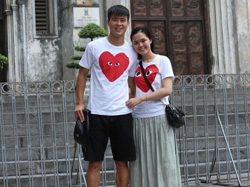 Hé lộ 2 bộ váy cưới cực lộng lẫy của Quỳnh Anh, nhưng xem ra chú rể Mạnh gắt còn điệu hơn cả cô dâu-9