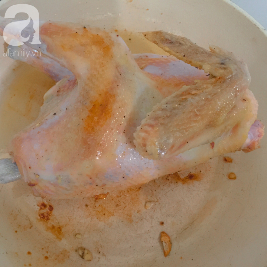 Cuối tuần bồi bổ sức khỏe cho cả nhà với món gà hầm nấm ngon xuất sắc-2