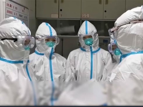 'Vũ Hán có khỏe không' - tiếng hát xé lòng của người Trung Quốc