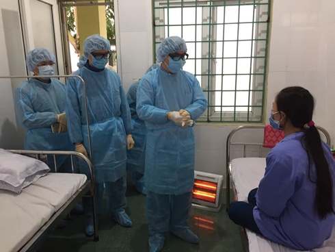 Chuyên gia lý giải vì sao ca thứ 13 nhiễm virus Corona không có biểu hiện bệnh-3