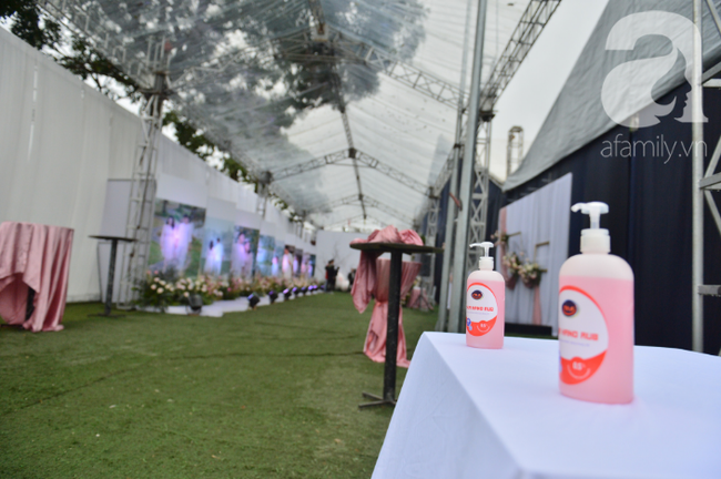 Lần đầu tiên trong lịch sử, đám cưới Duy Mạnh diễn ra hoành tráng nhưng cách người đến dự cực kỳ đặc biệt, xuất hiện món đồ mà ai cũng săn đón-8