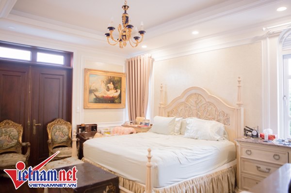 Biệt thự dát vàng xa xỉ giá hàng trăm tỷ của sao Việt-18