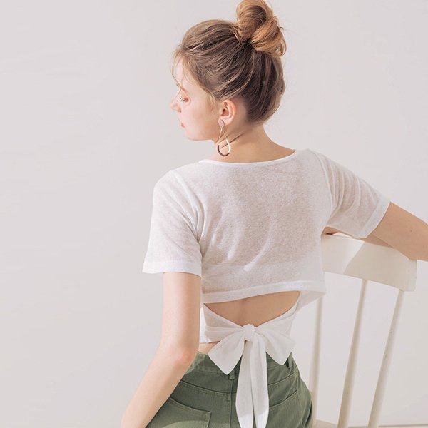 Thấy chi tiết nhạy cảm do lớp áo mỏng của Hương Giang trong MV mới, fans chỉ biết thở dài-11