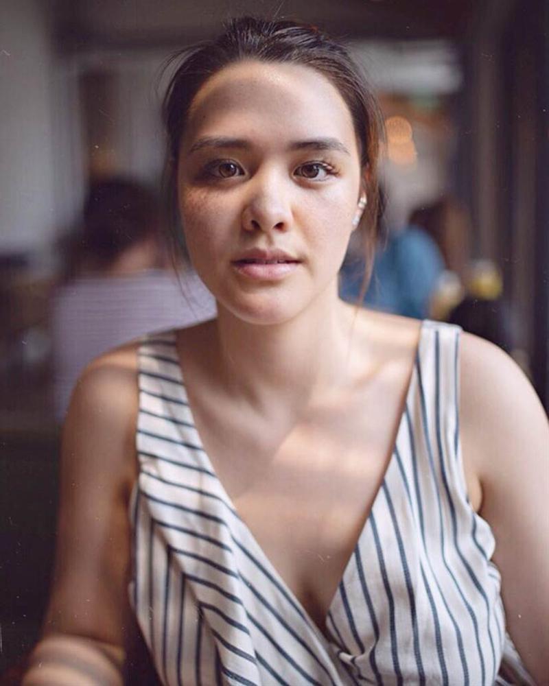 Nhan sắc lai Tây hút hồn của con gái nữ thần gợi cảm gốc Việt Chung Lệ Đề-8