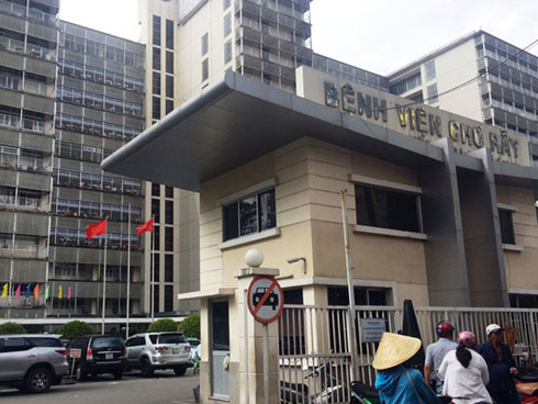 Lời kể nạn nhân vụ 3 người thương vong vì đứt cáp thang máy nhà trọ: Con rể tôi bị cắt cụt tay rồi...-7