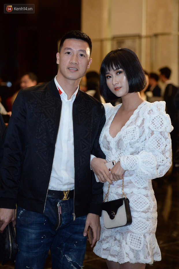 Duy Mạnh - Quỳnh Anh bật khóc trong đám cưới, bố cô dâu xúc động nhắn nhủ: Dẫu gian nan mong 2 con vẫn bên nhau-15