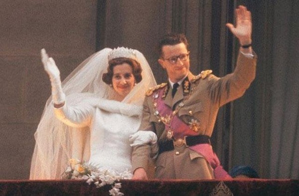 Cuộc hôn nhân của vua Bỉ và cô bé Lọ Lem: Không một mụn con sau 5 lần sảy thai, sóng gió bủa vây nhưng tình yêu chưa từng lung lay-1