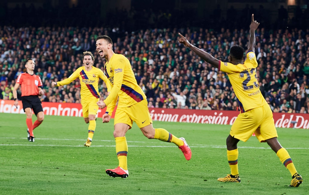 Messi lập hat-trick kiến tạo, Barcelona ngược dòng hú vía trong trận cầu có tới 2 thẻ đỏ-7