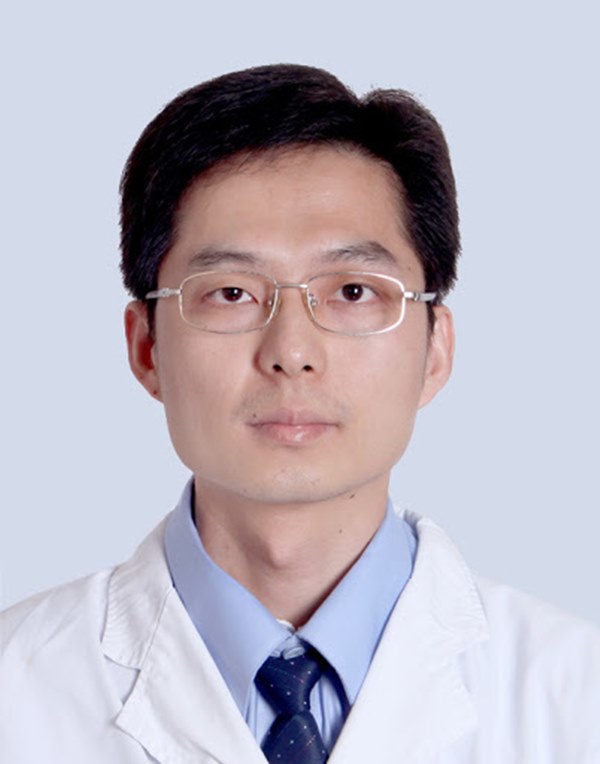 BS 20 ngày không về nhà: Tôi chỉ muốn chữa khỏi cho tất cả bệnh nhân, giữ được mạng sống-2