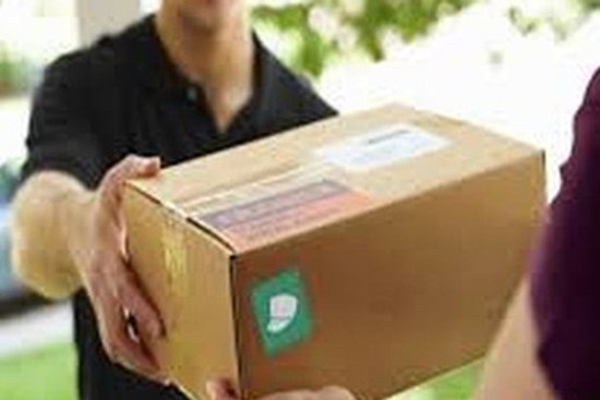 Bộ Y tế và WHO giải đáp thắc nhận bưu phẩm, thư tín có lây nhiễm virus corona hay không