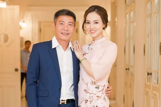 NSND Công Lý khẳng định không bao giờ mời bạn gái kém 15 tuổi làm phim, chia sẻ lý do người cũ, người mới 