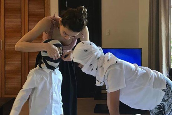 Phòng virus Corona cẩn thận như cậu bé Subeo, bịt kín mặt hệt “Ninja Lead”, dân mạng đồng loạt nhận xét 1 câu vô cùng hài hước