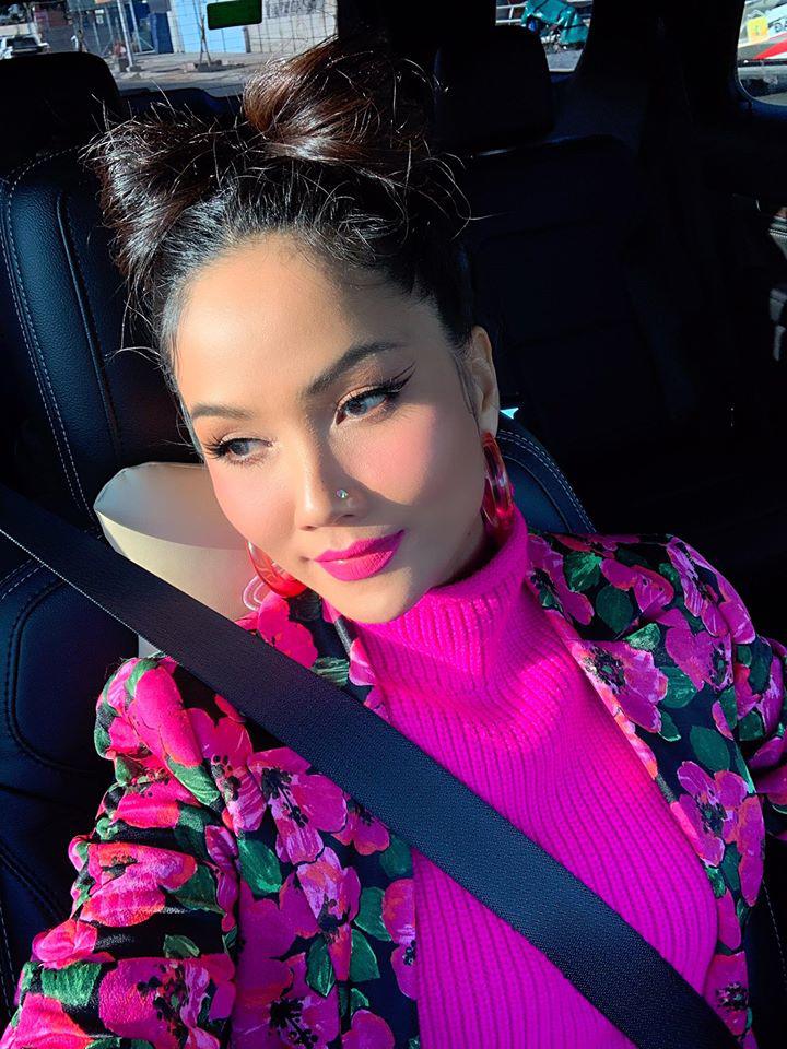 Trang phục đinh của sao Việt: Ngọc Trinh mê áo cúp ngực, U40 Lệ Quyên có sở thích táo bạo-13