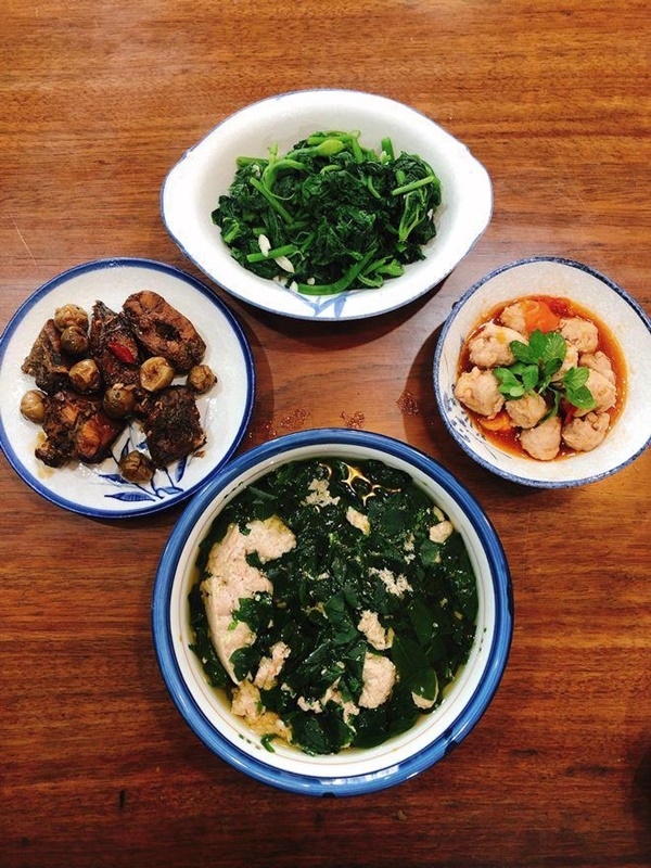 Mẹ Hà Nội làm mâm cơm bổ dưỡng dưới 150 nghìn, con trai tấm tắc khen-9